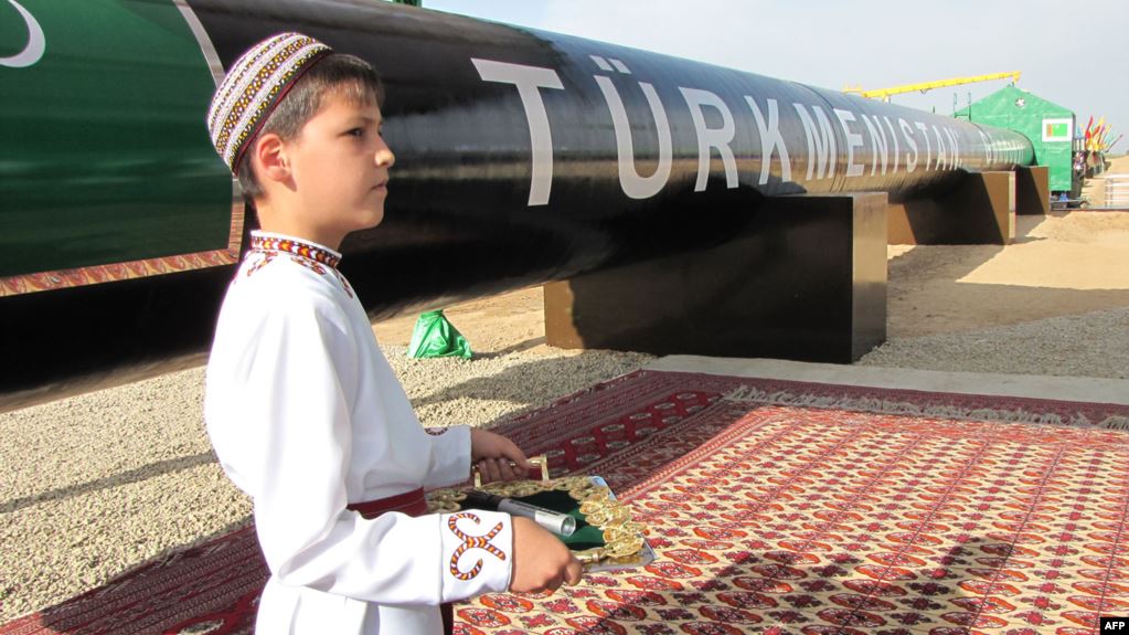 gazprom-turkmenistandan-bes-yil-gaz-alacak