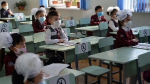 Her Yıl 25 Yeni Okul İnşa Edecekler: Kırgızistan’da Eğitimde Dev Adım
