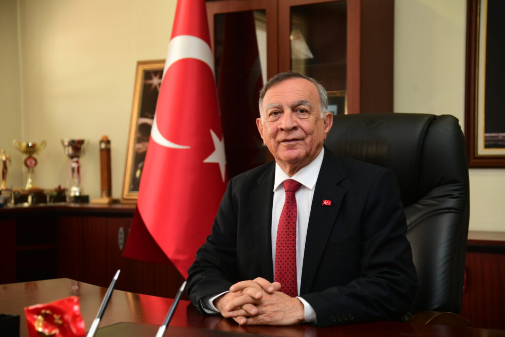 Seyhan Belediye Başkanı Akay'dan 5 Ocak Kurtuluş Bayramı Açıklaması