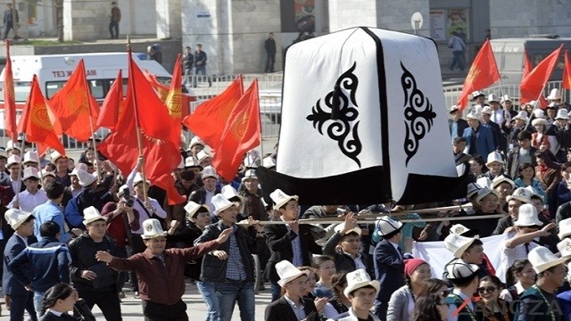Kırgızistan'da Milli Ak Kalpak Günü Kutlaması