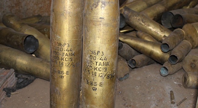 Yasadışı Silah İmalathanesinde Top Mermileri Ele Geçirildi