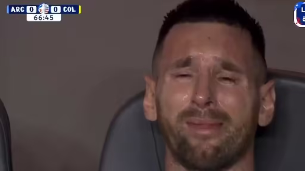 Copa America Finalinde Messi'nin Gözyaşları
