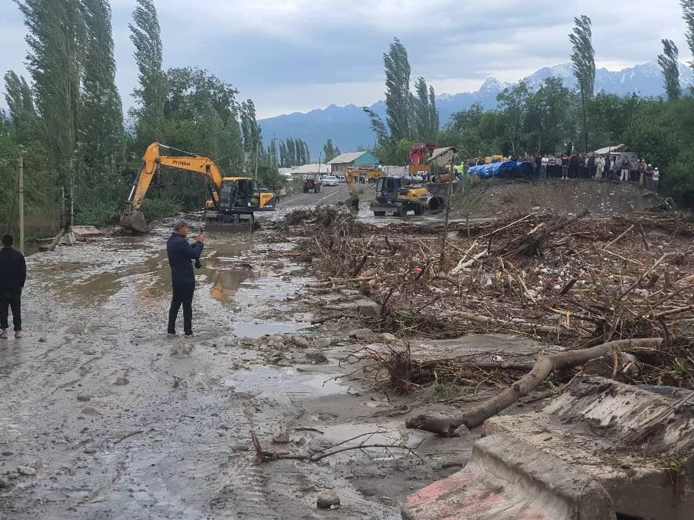 Türkiye, Kırgızistan'daki Sel Felaketi Sonrasında Yardım ve Destek Mesajı Yayınladı
